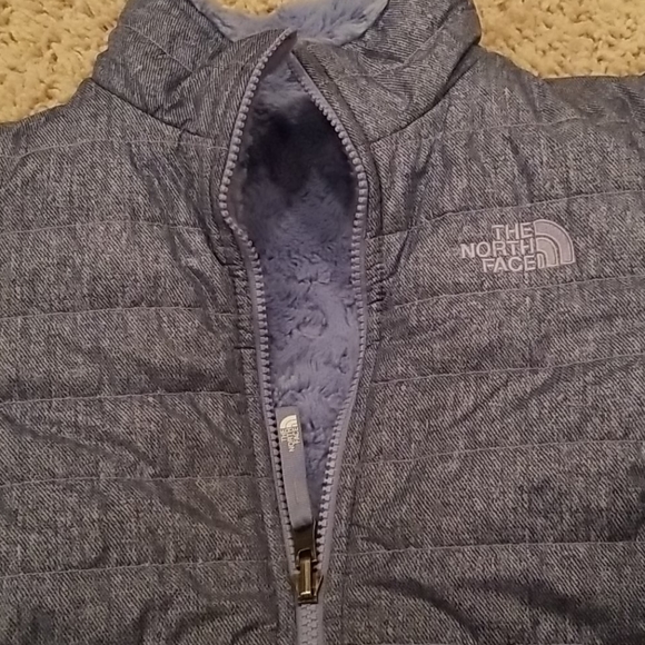 North Face Mossfud Reverseable Puffy Jacket - Picture 2 of 8